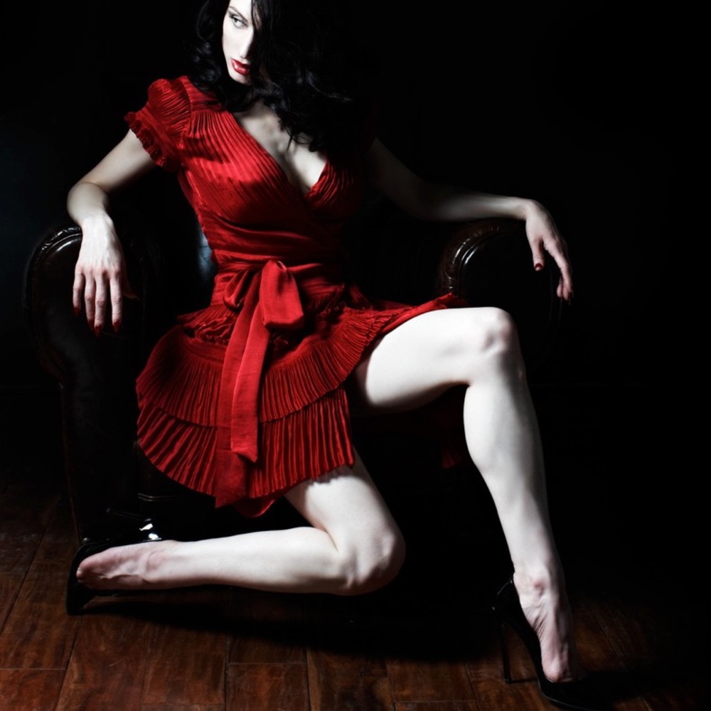 Diane Von Furstenberg Pamelot Red Pleated Wrap Dress Burlesque Vintage Retro XS